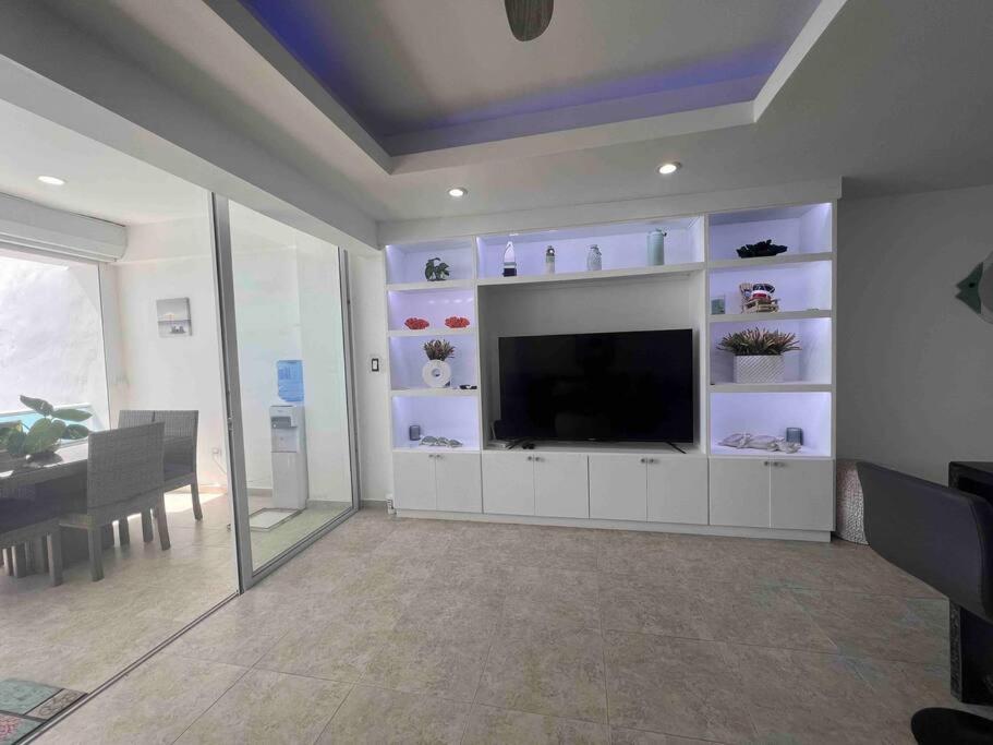 Bueno Paradise Condo In Marbella خوان دوليو المظهر الخارجي الصورة